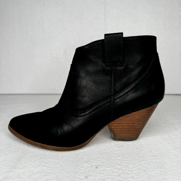 Frye Reina Black Leather Pointed Toe Side Zip Western Ankle Bootie Wmns Sz 6.5 M - Picture 9 of 16
